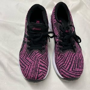 ASICS running shoes size 7 women’s. Pink and black